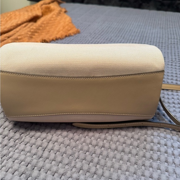 Coach purse, New! - Picture 8 of 12